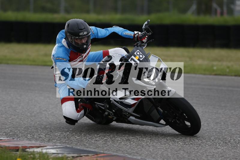 Archiv-2025/10 23.04.2025 Cornu Master School ADR/rot-rouge/18